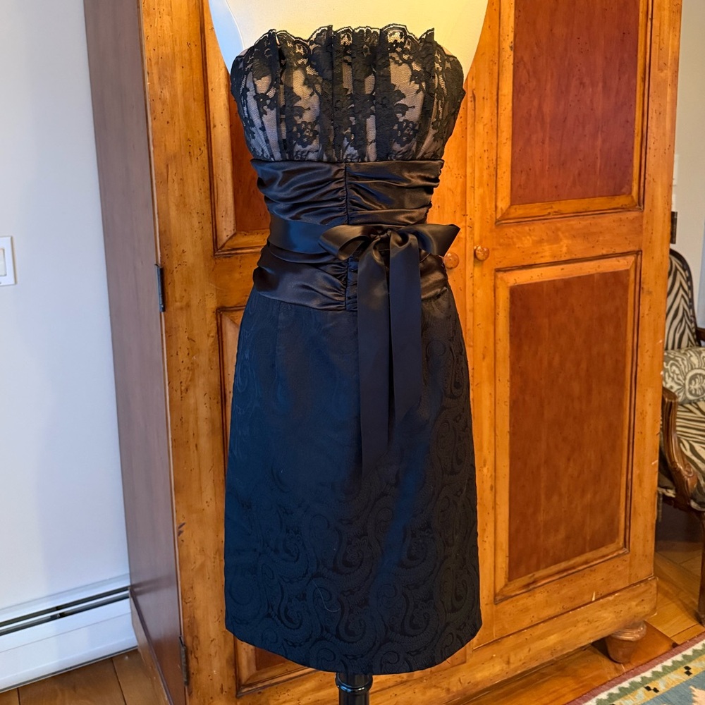 Vintage Scott McClintock Black Satin Lace Brocade Goth Strapless Dress Size 2 P